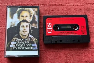 SIMON & GARFUNKEL - UK CASSETTE WITH PAPER LABELS - BRIDGE OVER TROUBLED WATER - Picture 1 of 5