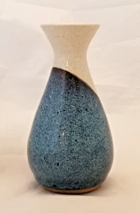 Steve Turpin Vintage Blue & Beige Glazed Studio Art Pottery 6" Vase Signed 1990 - Picture 1 of 8