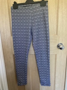 Size 8 Miss Selfridge Black And White Patterned Turn Up Leggings - Picture 1 of 5