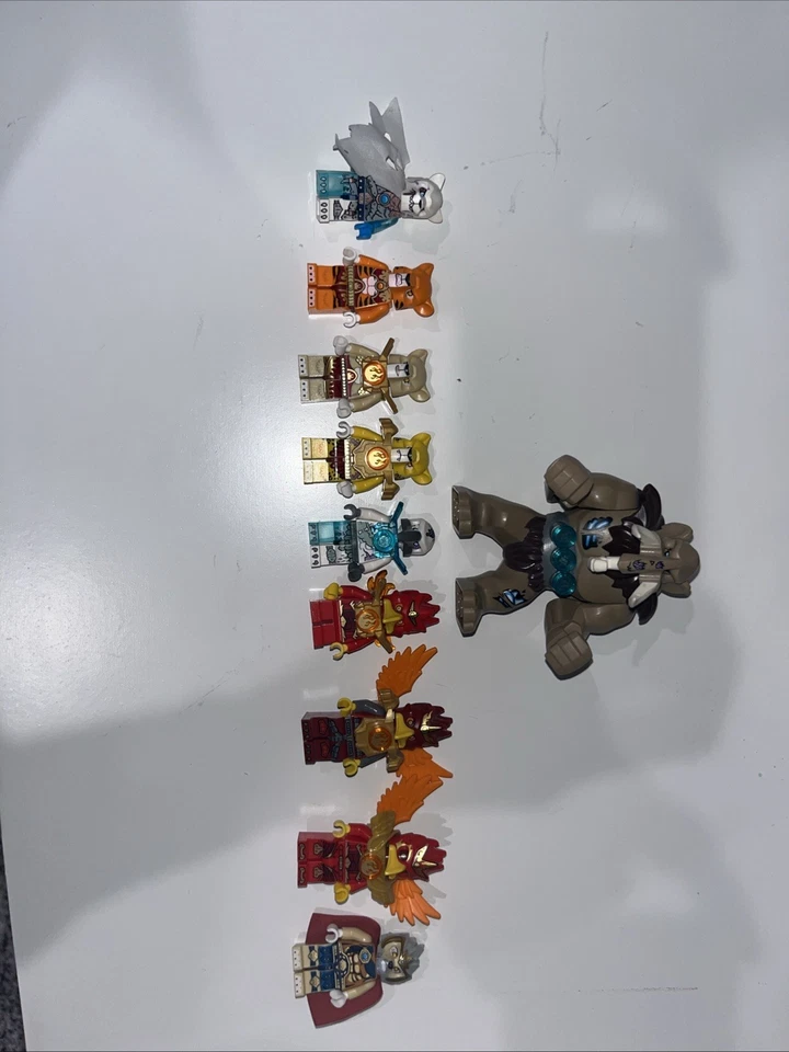 LEGO Chima Minifigures - Image 1 of 2