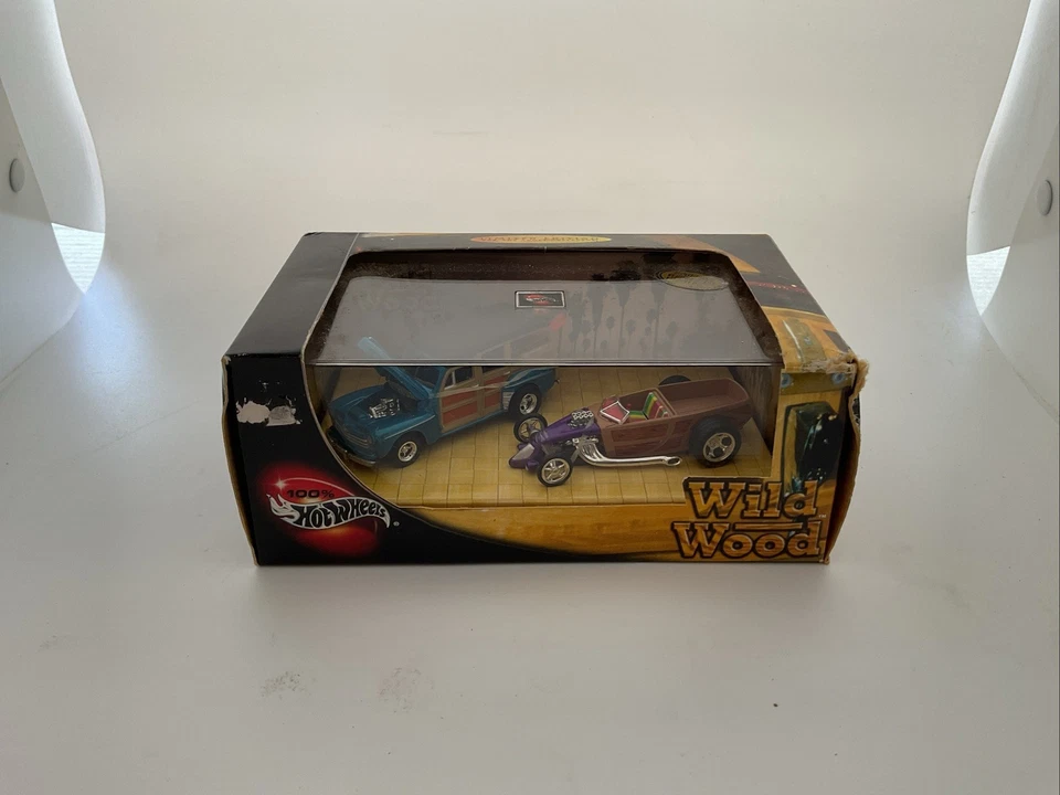 Juego de 2 autos Hot Wheels Wild Wood 2002 100 % 56925 usado sin abrir b430 Foto 1 de 1