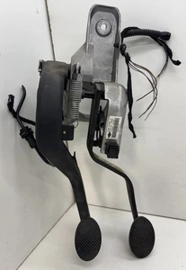 Mini Cooper S HT R56 2007 transmisión manual embrague y pedal de freno conjunto OEM - Imagen 1 de 8