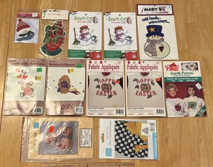 10 Bügelbild/Applikationen Set-Urlaub-Weihnachten, Ostern, Winter, Schneemann, Bär, Hase - Bild 1 von 10