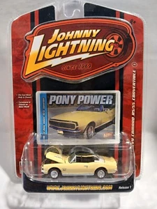 Johnny Lightning Pony Power 1967 Chevy Camaro RS/SS Cabrio 1:64 Druckguss - Bild 1 von 2