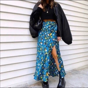 ZARA Multicolored Floral Print Midi Skirt in Blue Size S - Picture 1 of 10