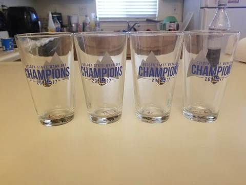 2017 Golden State Warriors Coors Light Glass Quantity of (4) Cover