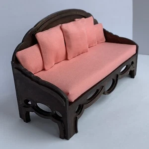 Day Bed Sofa 1:12 Scale Dollhouse Miniature Walnut Finish Pink Melon Cushion - Picture 1 of 7
