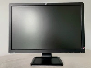 HP LE2201W LCD Monitor - Picture 1 of 10