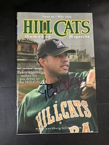 PEDRO ALVEREZ HANDSIGNIERTES SPIELTAGSMAGAZIN MAI 2009 LYNCHBURG HILL CATS -SGA - Bild 1 von 7