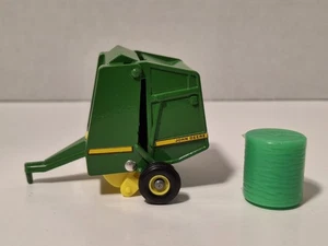 ERTL John Deere Round Baler 2076D Diecast 1:64 Scale w/ Bale – Made in Korea - Picture 1 of 10
