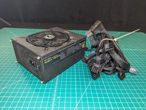 EVGA SuperNOVA NEX750G 750W 80+Gold w pełni modułowy zasilacz ATX 120-G1-0750 - Zdjęcie 1 z 11