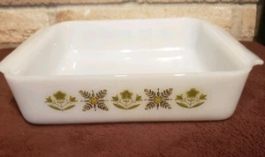 Vintage Anchor-Hocking/Fire King #435 Green Meadow, 8 in square baking dish, USA - Picture 1 of 7