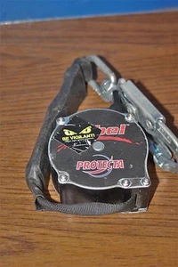 Rebel Protecta selbsteinziehende Rettungsleine 11 Fuß AD111B - Bild 1 von 8