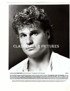 O913 Wade Davis close up The Serpent and the Rainbow 1988 8 x 10 vintage photo - Picture 1 of 1