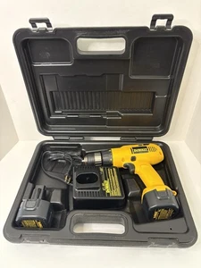 DeWALT DW952 9.6V 3/8” Taladro Inalámbrico, Estuche, Cargador DW9106, DW9062 - Imagen 1 de 14