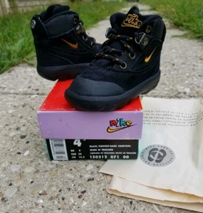 1995 RARE Nike ACG Boots SIZE 4.5c NEW boys girls react max 1 2 3 4 5 air 270 qs - Picture 1 of 1