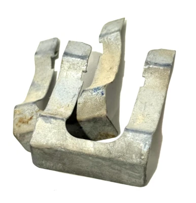 1992-1996 Ford F150 F250 F350 DOOR LOCK CYLINDER CLIP HOLD DOWN SET PAIR OEM - Image 1 of 4