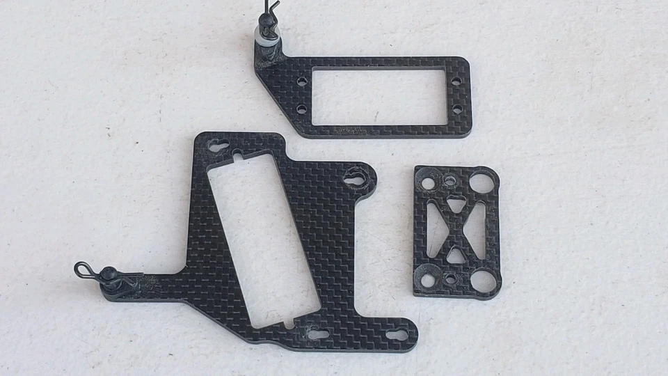 MAYAKO  MX8 CARBON FIBER PARTS  - Image 1 of 1
