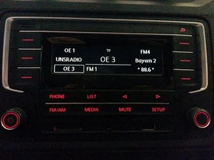RADIO Volkswagen Caddy Combi IV MPV 1.0 TSI 12V (CHZG) 7F0035153 - Foto 1 di 2