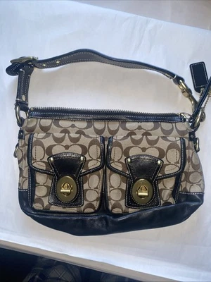 Bolso de hombro Coach Legacy edición limitada Signature C #K0668-10339. Usado. Foto 1 de 4