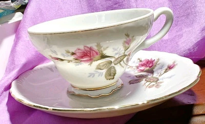Tea Cup & Saucer Made In Japan Vtg Bone China Footed  Floral Design w/Gold Trim - Image 1 of 4