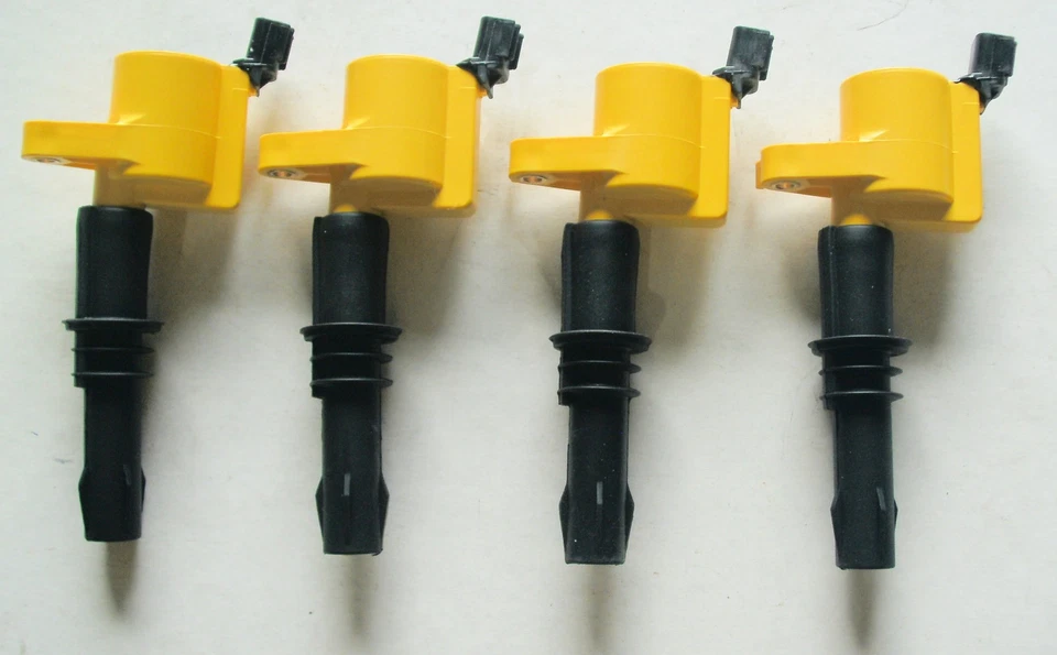 JUEGO DE 4 BOBINAS DE ENCENDIDO AMARILLAS DE ALTA RESISTENCIA 4,6 L 5,4 L 6,8 L FD508 DG511 NUEVAS Foto 1 de 1