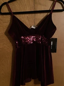 NECESSARY OBJECTS WOMENS SIZE S Burgundy With Sequences Sleeveless Top - Picture 1 of 6