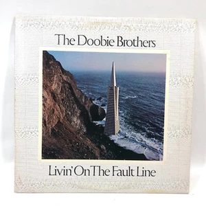 THE DOOBIE BROTHERS LIVIN' ON THE FAULT LINE VINYL LP Record - Picture 1 of 4