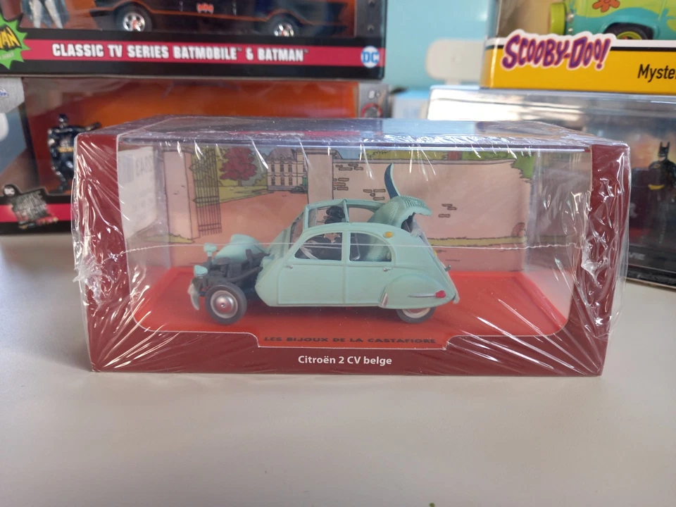 Citroen 2CV Les Bijoux de la Castafiore  TinTin  scala 1/43 - Immagine 1 di 3
