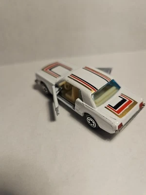 Yatming 1966 Mustang No. 1073 Hong Kong Die Cast 1:64 Vintage Doors Open - Image 1 of 4
