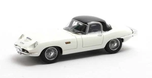 Matrix - 1:43 Jaguar E-Type Roadster Frua Red Closed-Top - Limited Edition Re... - Picture 1 of 4