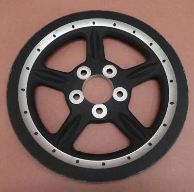 Harley Davidson Iron 883 XL883N 2009-2021 polea de piñón de correa de rueda trasera Foto 1 de 4