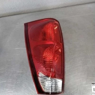 Левый задний фонарь в сборе для Chevy Avalanche 1500 2002-2006 годов выпуска - Изображение 1 из 2