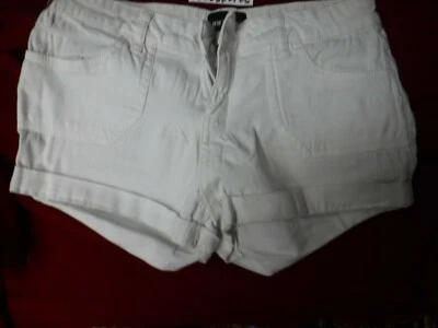 Shorts curto Joe Boxer marfim usado tamanho 3 - 0526202106 - Imagem 1 de 4
