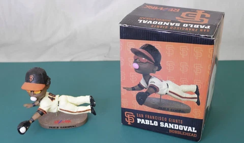 SF Giants Pablo Sandoval SGA Diving Blowing Bubble Bobblehead Original Box Cover