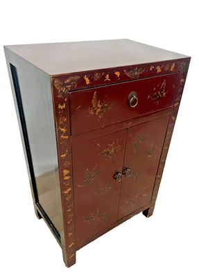 Gabinete consola chino de mediados de siglo con un cajón chinoiserie pintado a mano Foto 1 de 4