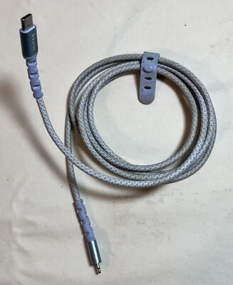 Phone Charger USB-iPhone Data Cable Cord Used In Good Condition - Image 1 of 4