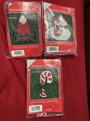 Back Street Designs Christmas Jingles Plastic Canvas Magnet & Pin Kits Lot of 3 - Image 1 of 4