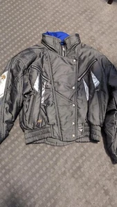 Descente Female Ski Jacket Size 8 - Picture 1 of 3