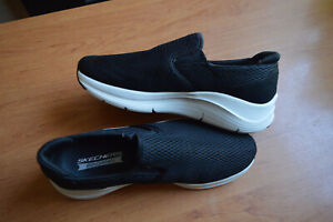 Skechers Sneaker Model Arch Comfort Gr. 42,Neu