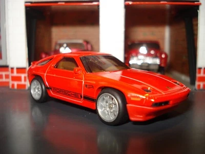 1983 83 PORSCHE 928 S CUSTOM EDITION COOL WHEELS AND REAL TIRES VERY DETAILED - Image 1 of 4