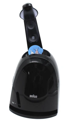 Base di Pulizia e Ricarica per Rasoio Elettrico Barba Clean Renew BRAUN Serie 3 - Immagine 1 di 4