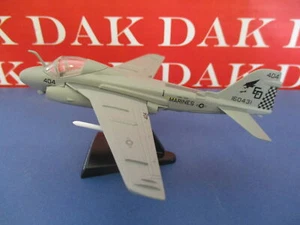 Die Cast 1/140 Modellflugzeug Aircraft Grumman Intruder A-6 USMC Desert Storm - Bild 1 von 5