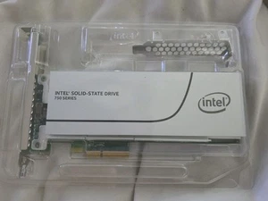 Intel 750 Series 400GB Profile 2.5'' Solid State Drive SSDPEDMW400G4 - Picture 1 of 3