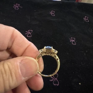 Anillo Topacio Místico Oro 10k “Mamá” En Lado - Imagen 1 de 5
