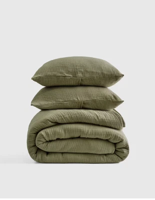 NUEVO CON ETIQUETAS SET DE EDREDÓN DE ENSUEÑO GASA AIRY ORGÁNICA QUINCE FULL QUEEN OLIVA 100% ALGODÓN $160 Foto 1 de 4