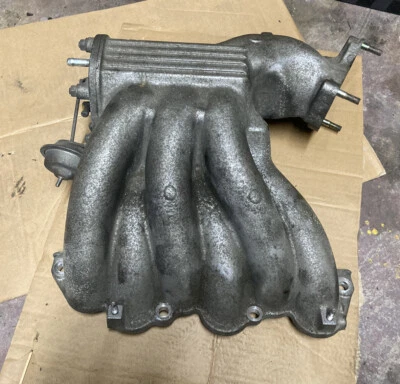 Colector de admisión superior Toyota Highlander 2003 para V6 con motor de 1 mz Foto 1 de 4