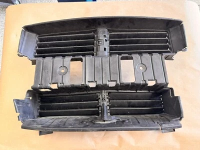 2018-2023 Ford Mustang GT Radiator Air Shutter Grille Assembly - OEM - Image 1 of 4