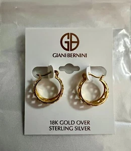 Macy's Giani Bernini Small Floral Hoop Earrings, 0.75" 18K Gold Plated Silver - Picture 1 of 5