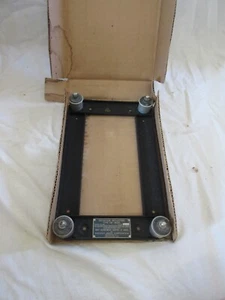 SIGNAL CORPS US ARMY COMMAND RADIO CBY-46158 MONTAŻ ODBIORNIKA GRANATOWY SCR-274N NOWY - Zdjęcie 1 z 3